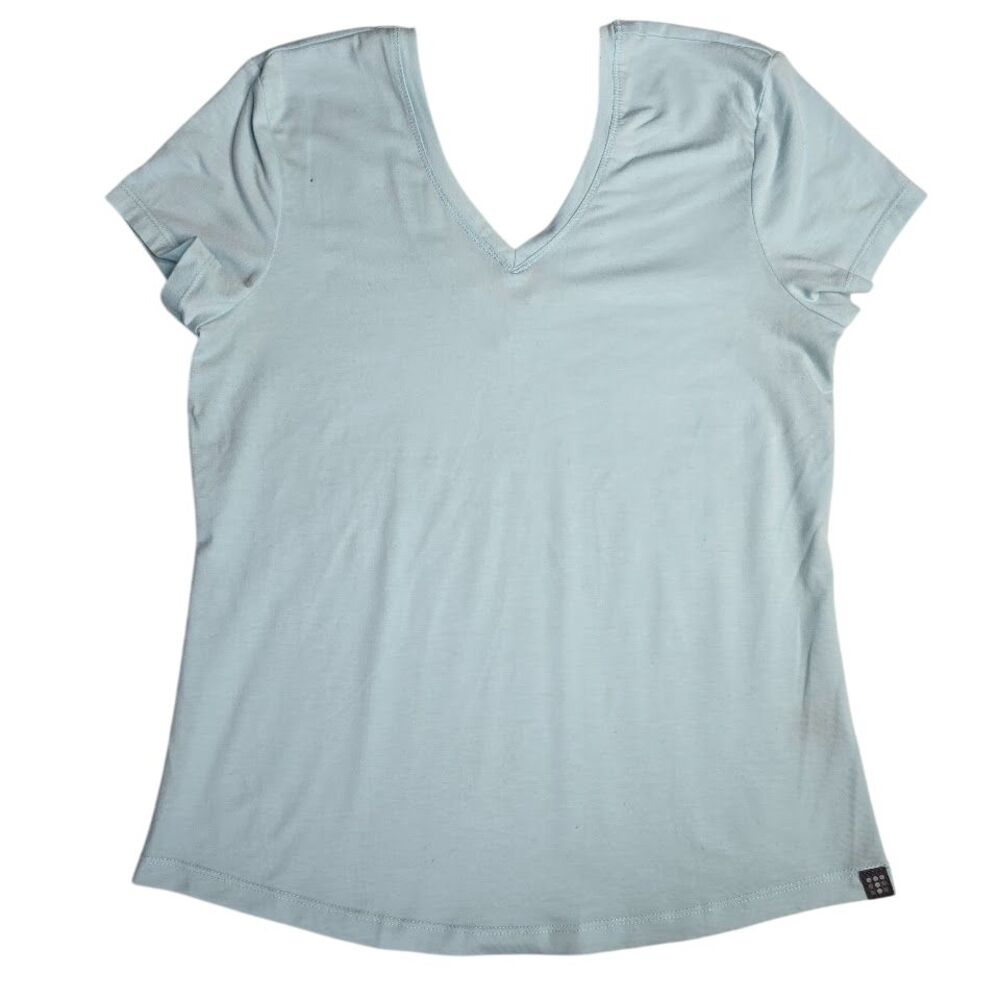 Title Nine Breeze V-Neck Tee‎ Women Small Light Blue Athleisure Yoga Performance